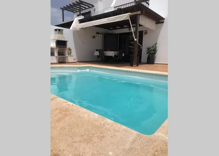 Azalea * Playa Blanca (Lanzarote)